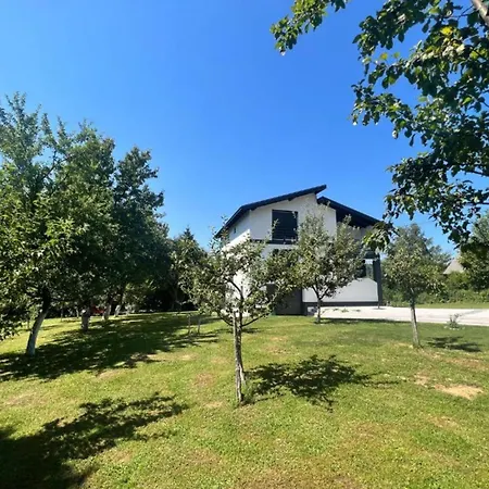 Villa Hillside