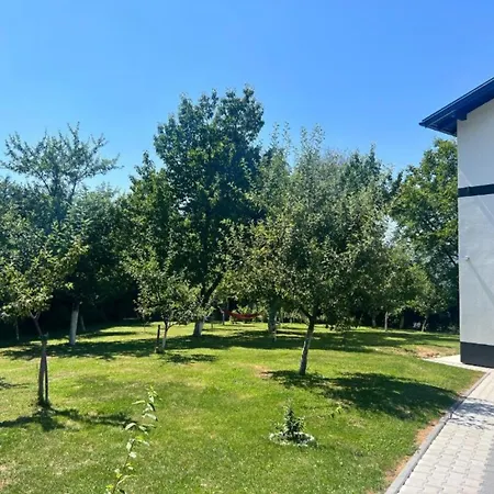 Villa Hillside