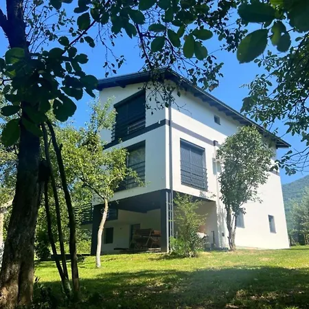 Hillside * Sarajevo